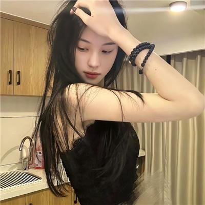 抓着彩虹的男人